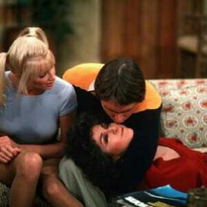 John Ritter Suzanne Somers and Joyce DeWitt in Threes Company 1977