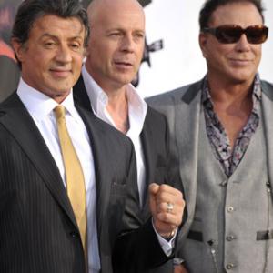 Sylvester Stallone, Bruce Willis and Mickey Rourke at event of The Expendables (2010)
