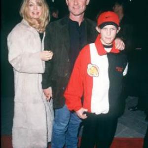 Goldie Hawn and Kurt Russell at event of 200 Cigarettes 1999