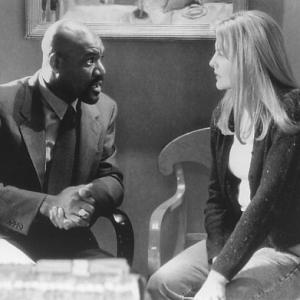 Still of Rene Russo and Delroy Lindo in Ransom 1996