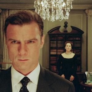 Still of Liev Schreiber and Meryl Streep in The Manchurian Candidate 2004