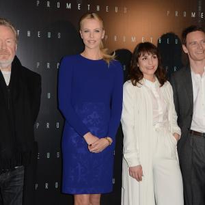 Charlize Theron Ridley Scott Noomi Rapace and Michael Fassbender at event of Prometejas 2012