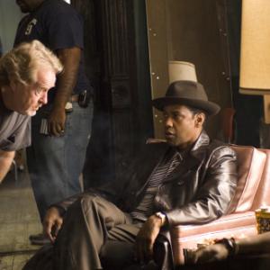 Denzel Washington and Ridley Scott in American Gangster (2007)