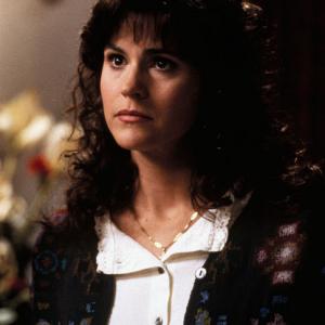 Still of Ally Sheedy in Only the Lonely 1991