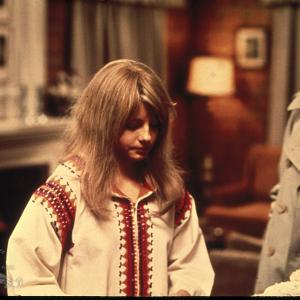 Still of Jodie Foster and Martin Sheen in The Little Girl Who Lives Down the Lane (1976)