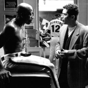Still of John Leguizamo and Wesley Snipes in The Fan 1996