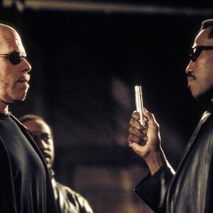 Still of Ron Perlman and Wesley Snipes in Blade II (2002)