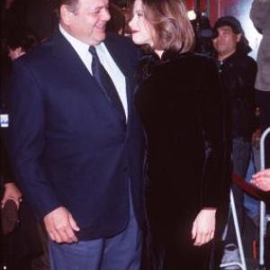 Mira Sorvino and Paul Sorvino at event of The Replacement Killers 1998
