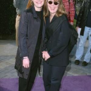 Sissy Spacek and Schuyler Fisk at event of Snow Day 2000