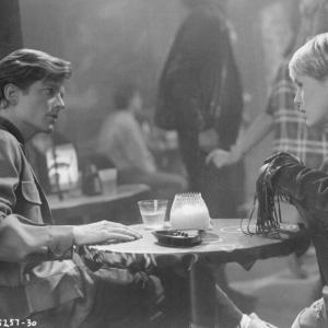 Still of Mary Stuart Masterson and Eric Stoltz in Some Kind of Wonderful 1987