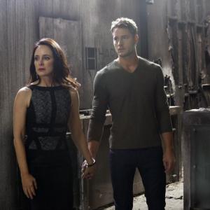 Still of Madeleine Stowe and Justin Hartley in Kerstas 2011