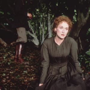 Still of Jeremy Irons and Meryl Streep in The French Lieutenant's Woman (1981)