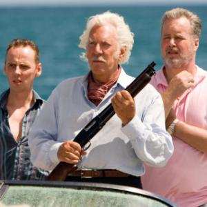Still of Donald Sutherland and Ewen Bremner in Fool's Gold (2008)