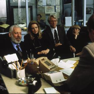Still of Stockard Channing Donald Sutherland Bruce Davison and Mary Beth Hurt in Six Degrees of Separation 1993