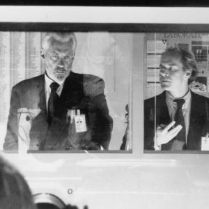 Still of Donald Sutherland and Will Patton in The Puppet Masters 1994