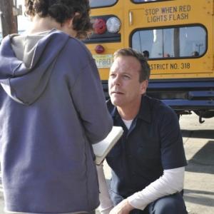 Still of Kiefer Sutherland and David Mazouz in Touch 2012
