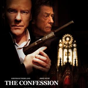 Still of John Hurt and Kiefer Sutherland in The Confession 2011