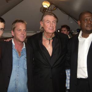 Kiefer Sutherland Joel Schumacher Forest Whitaker and Colin Farrell at event of Phone Booth 2002