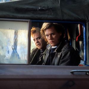 Still of Kevin Bacon and Kiefer Sutherland in Flatliners 1990