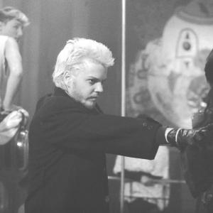 Still of Kiefer Sutherland and Billy Wirth in The Lost Boys 1987