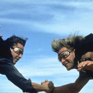 Still of Keanu Reeves and Patrick Swayze in Point Break (1991)