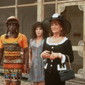 Still of John Leguizamo, Wesley Snipes and Patrick Swayze in To Wong Foo Thanks for Everything, Julie Newmar (1995)