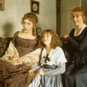 Still of Emma Thompson and Kate Winslet in Sense and Sensibility 1995
