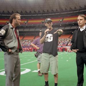 Still of Billy Bob Thornton, Peter Berg and Tim McGraw in Penktadienio vakaro ziburiai (2004)