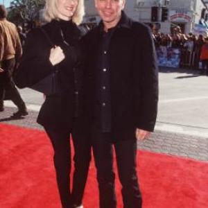 Laura Dern and Billy Bob Thornton at event of Jack Frost 1998
