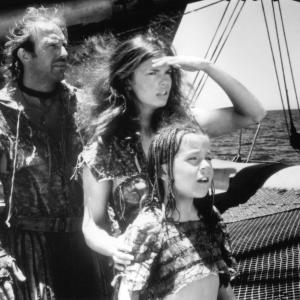 Still of Kevin Costner Jeanne Tripplehorn and Tina Majorino in Waterworld 1995