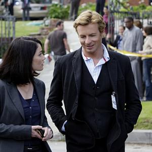 Still of Robin Tunney and Simon Baker in Mentalistas 2008