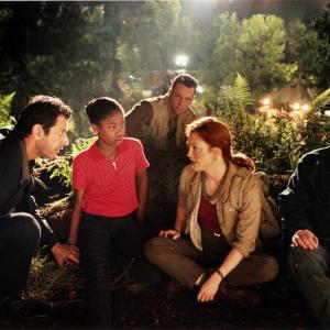 Still of Jeff Goldblum, Julianne Moore, Vince Vaughn, Vanessa Lee Chester and Richard Schiff in The Lost World: Jurassic Park (1997)