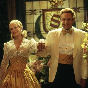 Still of Glenn Close and Christopher Walken in The Stepford Wives (2004)