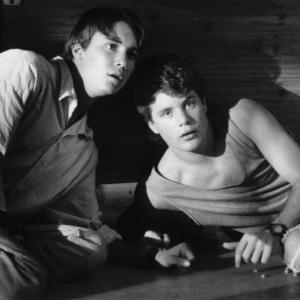 Still of Sean Astin and Wil Wheaton in Toy Soldiers 1991