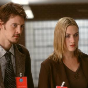 Still of Kate Winslet and Gabriel Mann in The Life of David Gale (2003)