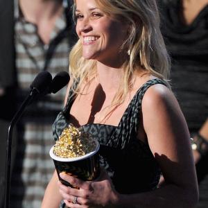 Reese Witherspoon at event of 2011 MTV Movie Awards 2011