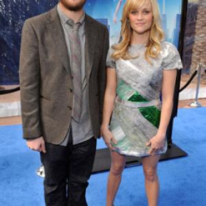 Reese Witherspoon and Seth Rogen at event of Monsters vs Aliens 2009