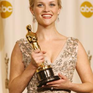 Reese Witherspoon at event of The 78th Annual Academy Awards 2006