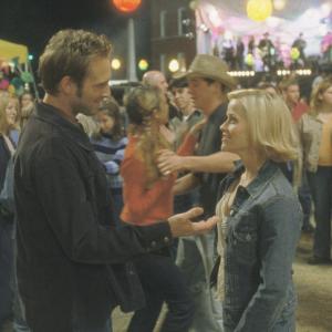 Still of Reese Witherspoon and Josh Lucas in Mergina is Alabamos (2002)