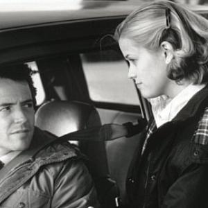 Still of Matthew Broderick and Reese Witherspoon in Election 1999