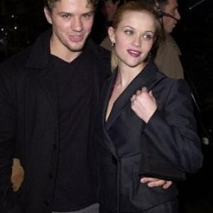 Ryan Phillippe and Reese Witherspoon at event of Antitrust (2001)