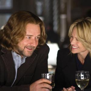 Still of Russell Crowe and Robin Wright in Tikroji padetis (2009)