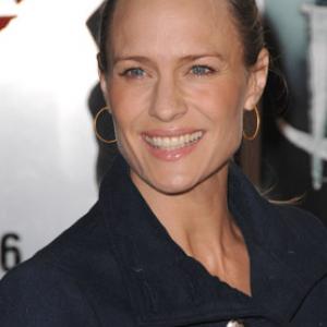 Robin Wright at event of Beowulf 2007
