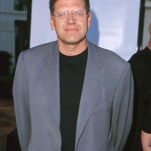 Robert Zemeckis at event of What Lies Beneath 2000