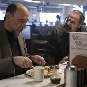 Still of F. Murray Abraham and Mandy Patinkin in Tevyne (2011)