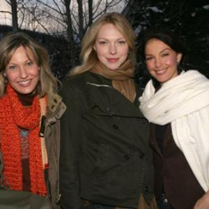 Ashley Judd Joey Lauren Adams and Laura Prepon at event of Come Early Morning 2006