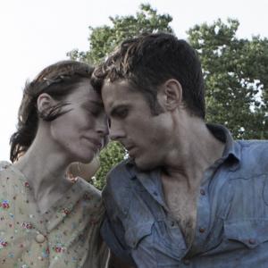 Still of Casey Affleck and Rooney Mara in Aint Them Bodies Saints 2013