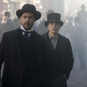 Still of Brad Pitt and Casey Affleck in The Assassination of Jesse James by the Coward Robert Ford (2007)