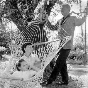 Eddie Albert with kids Eddie Jr and Maria c 1965