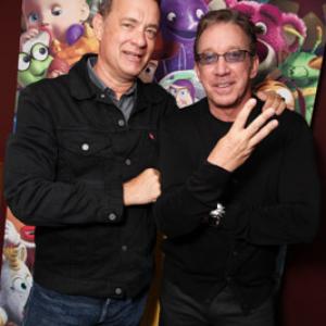 Tom Hanks and Tim Allen at event of Zaislu istorija 3 (2010)